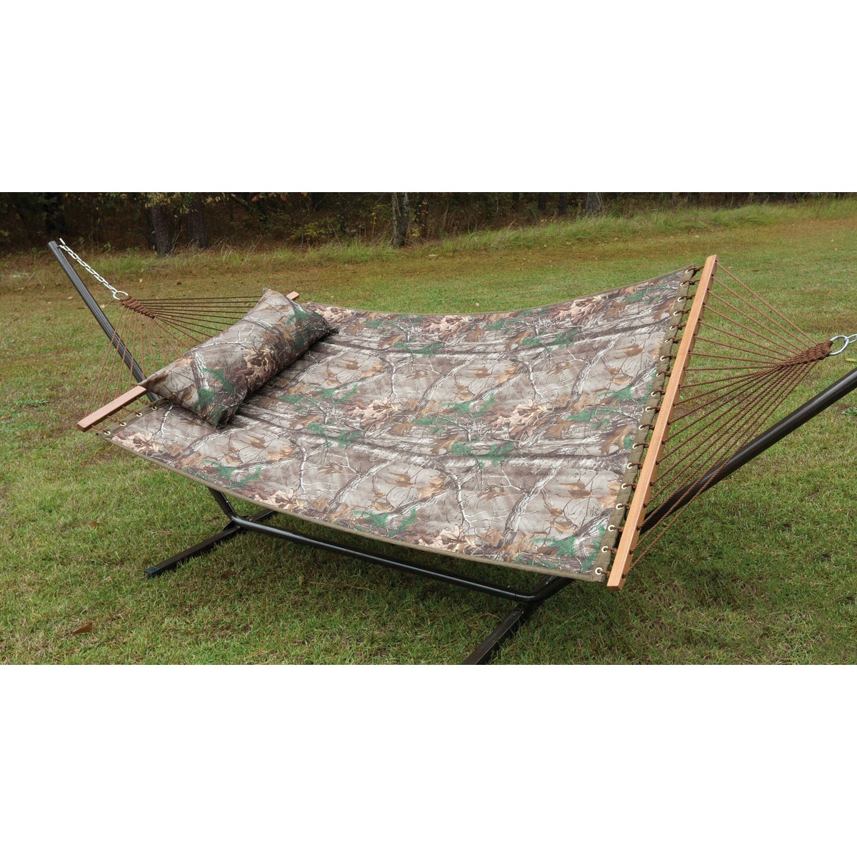 Castaway RealTree Quilted Hammock with Pillow & Stand