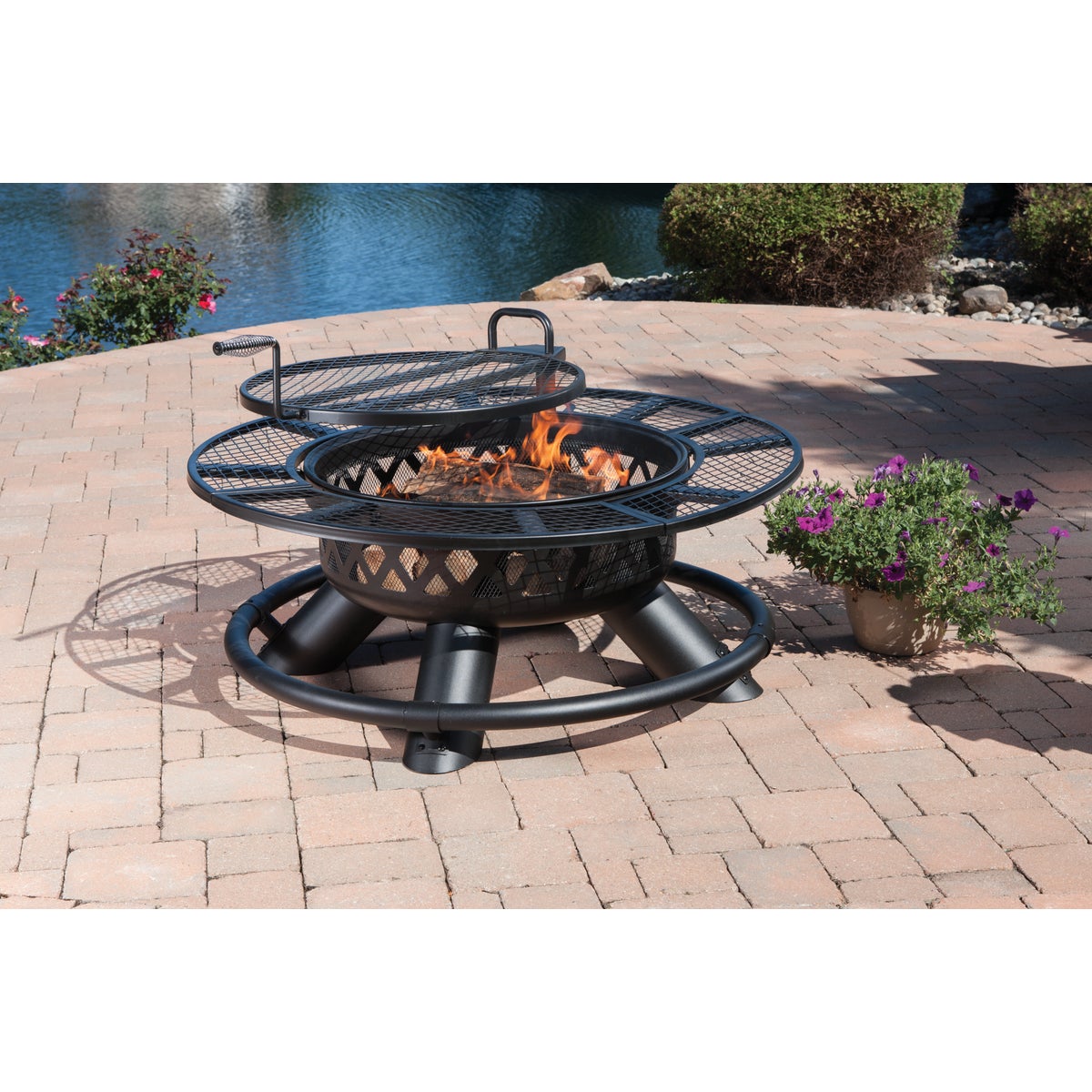 Big Horn 47 In. Camp Black Round Steel Fire Pit