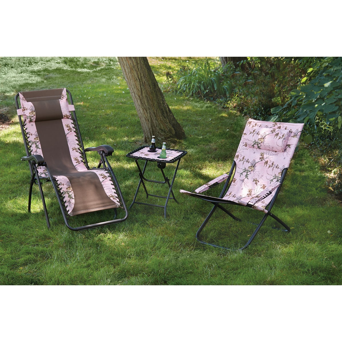 Outdoor Expressions RealTree Zero Gravity Relaxer Pink/Brown Camo Convertible Lounge Chair