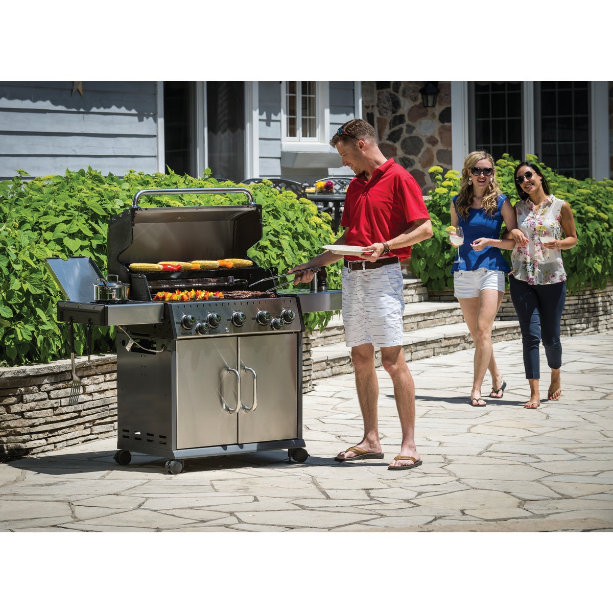 Broil King Baron S590 5-Burner Stainless Steel 50,000-BTU LP Gas Grill with 10,000-BTU Side -Burner