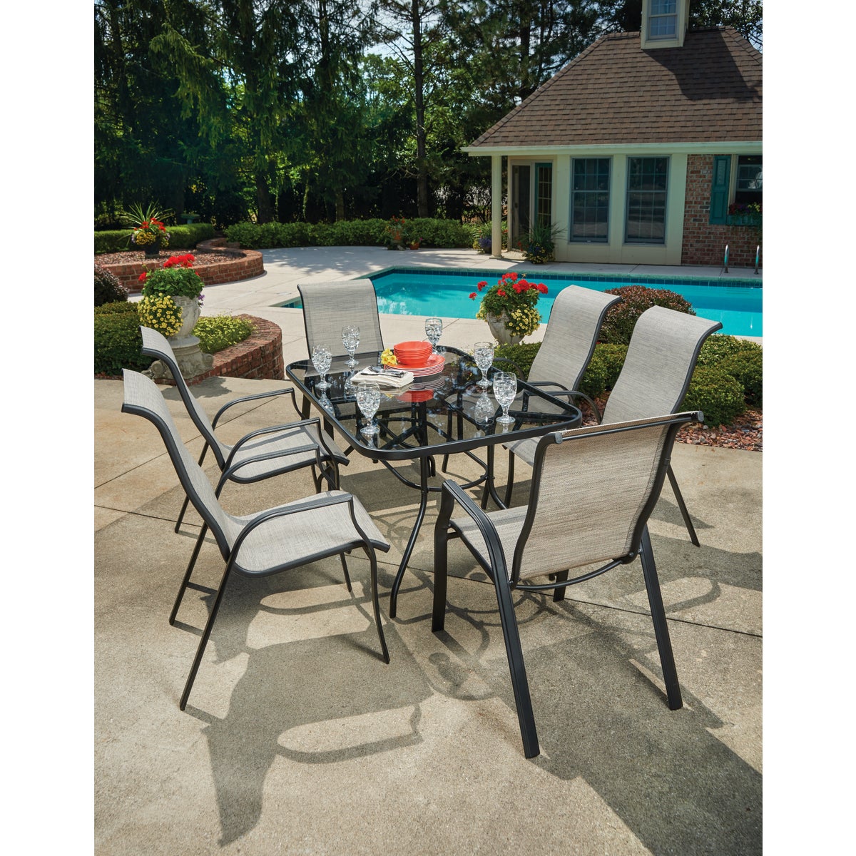 Outdoor Expressions Galveston Rectangular Table