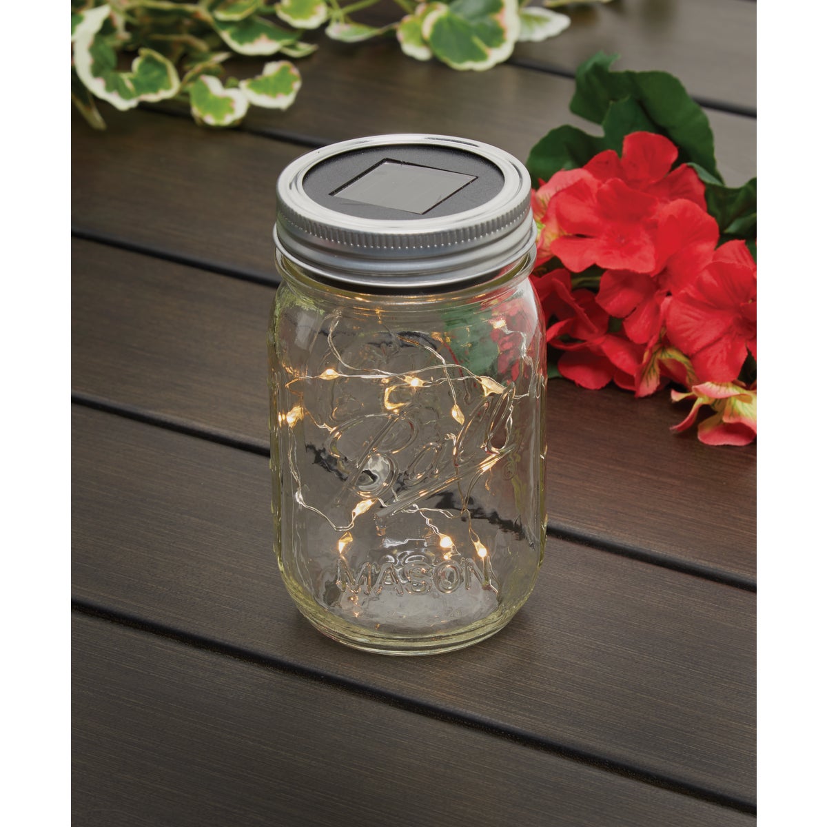 Everlasting Glow Warm White Bulb Metal Solar Mason Jar Lid with String Lights