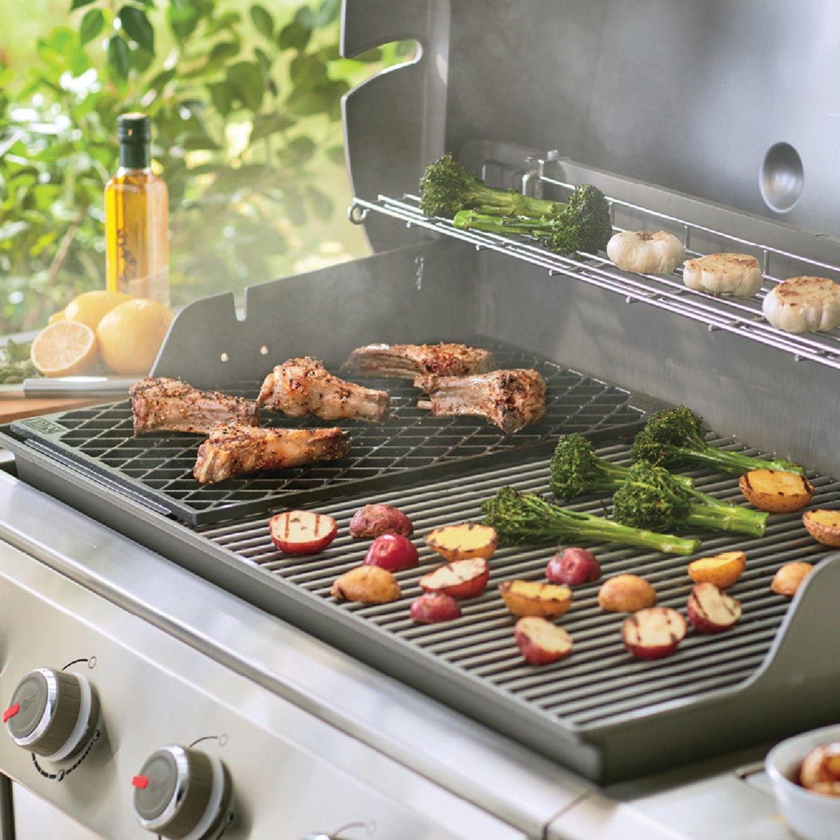 Weber Genesis II Porcelain-Enameled Cast Iron 12.9 In. W. x 7 In. H. x 18.8 In. D. Gas Grill Sear Grate