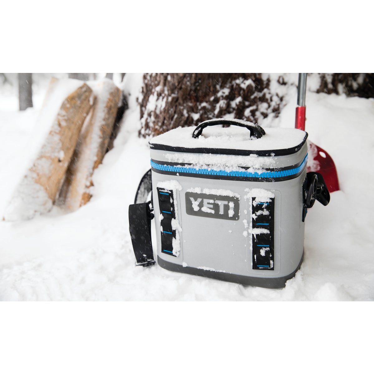 Yeti Hopper Flip 8, 8-Can Soft-Side Cooler, Gray