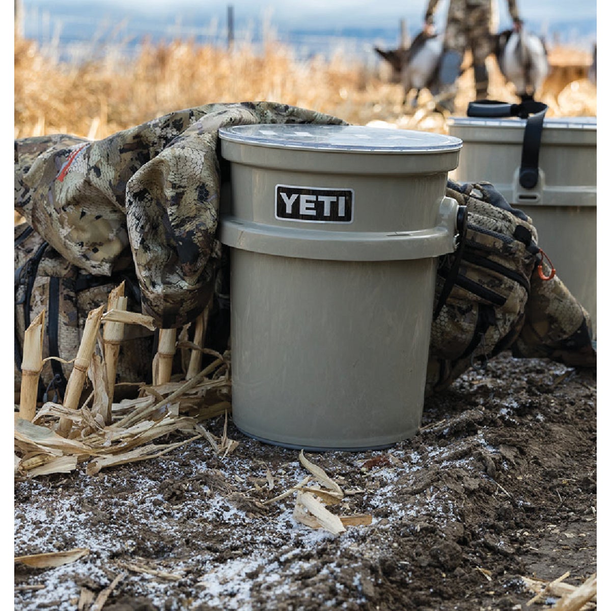 Yeti LoadOut 5 Gal. Tan Bucket