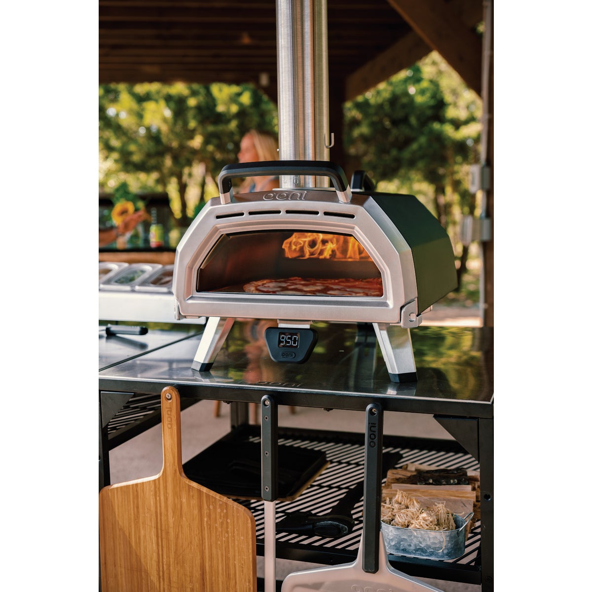 Ooni Karu 16 Multi-Fuel Pizza Oven