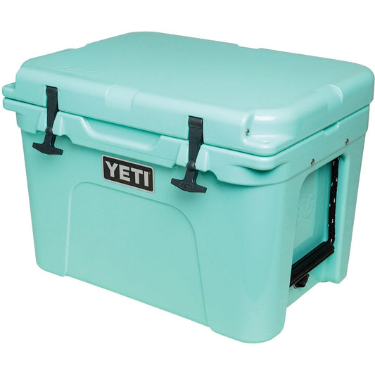 Yeti Tundra 35, 21-Can Cooler, Seafoam