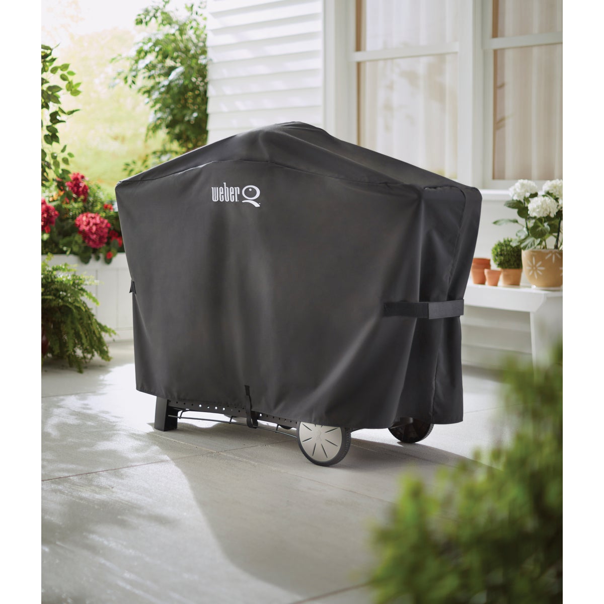 Weber Q 2000 with Q Cart & 3000 56.6 In. Black Vinyl Grill Cover