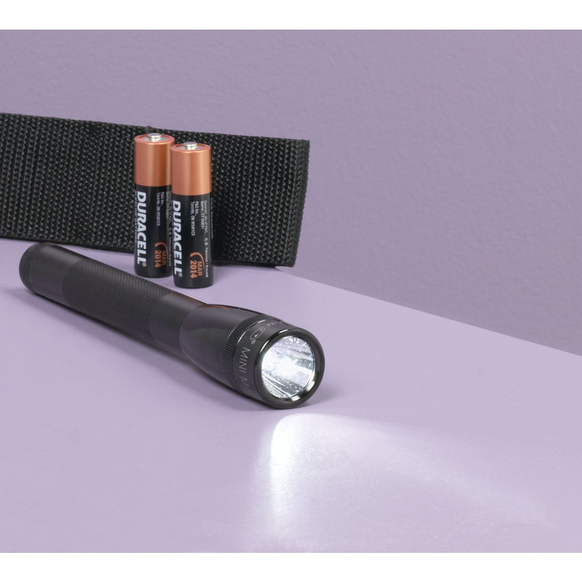 MagLite Mini LED Flashlight with Belt Holster