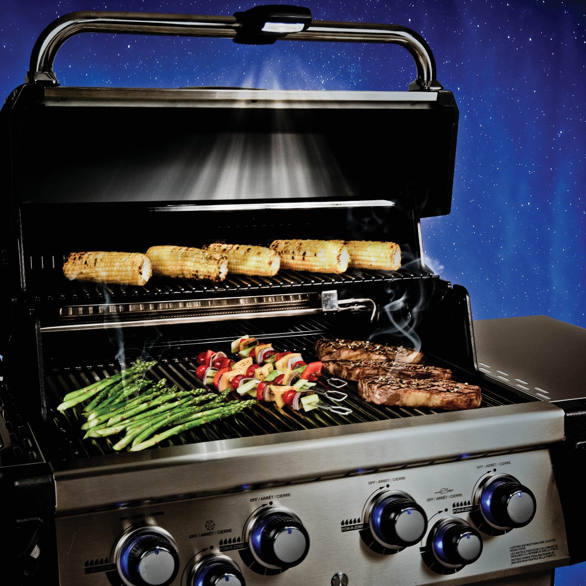 Broil King Regal S490 Pro 4-Burner Stainless Steel 50,000 BTU LP Gas Grill