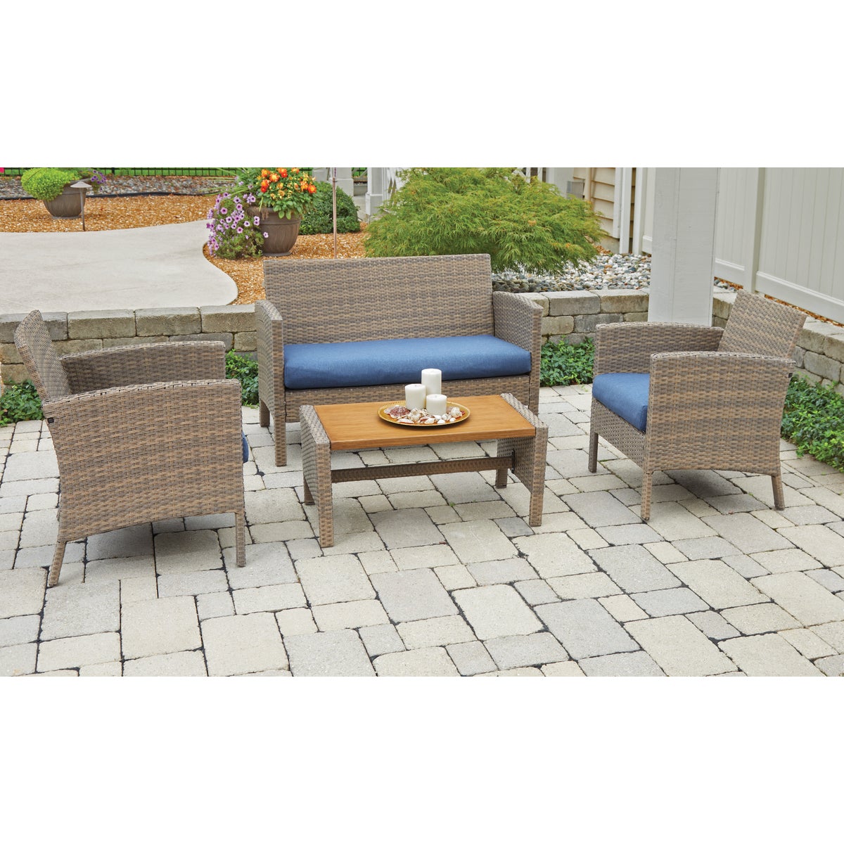 Outdoor Expressions Verona 4-Piece Chat Set