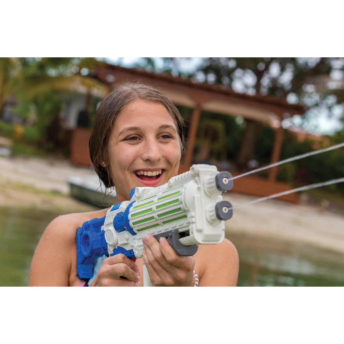 Water Sports CSG X4 17 In. Medium Water Gun