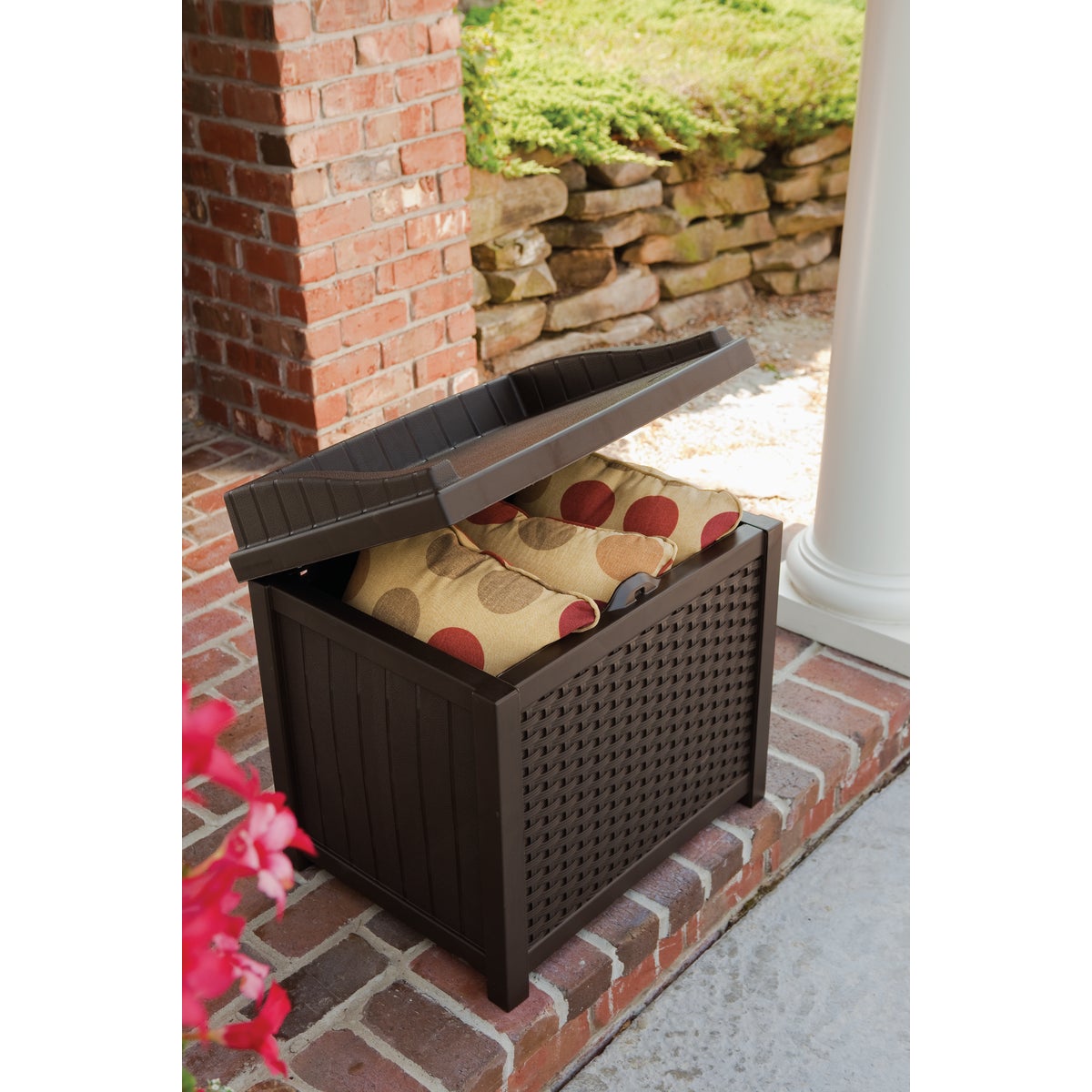 Suncast Java Resin Wicker Storage Bench