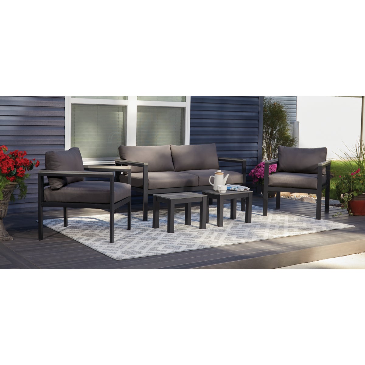 Outdoor Expressions Signature 5-Piece Chat Set