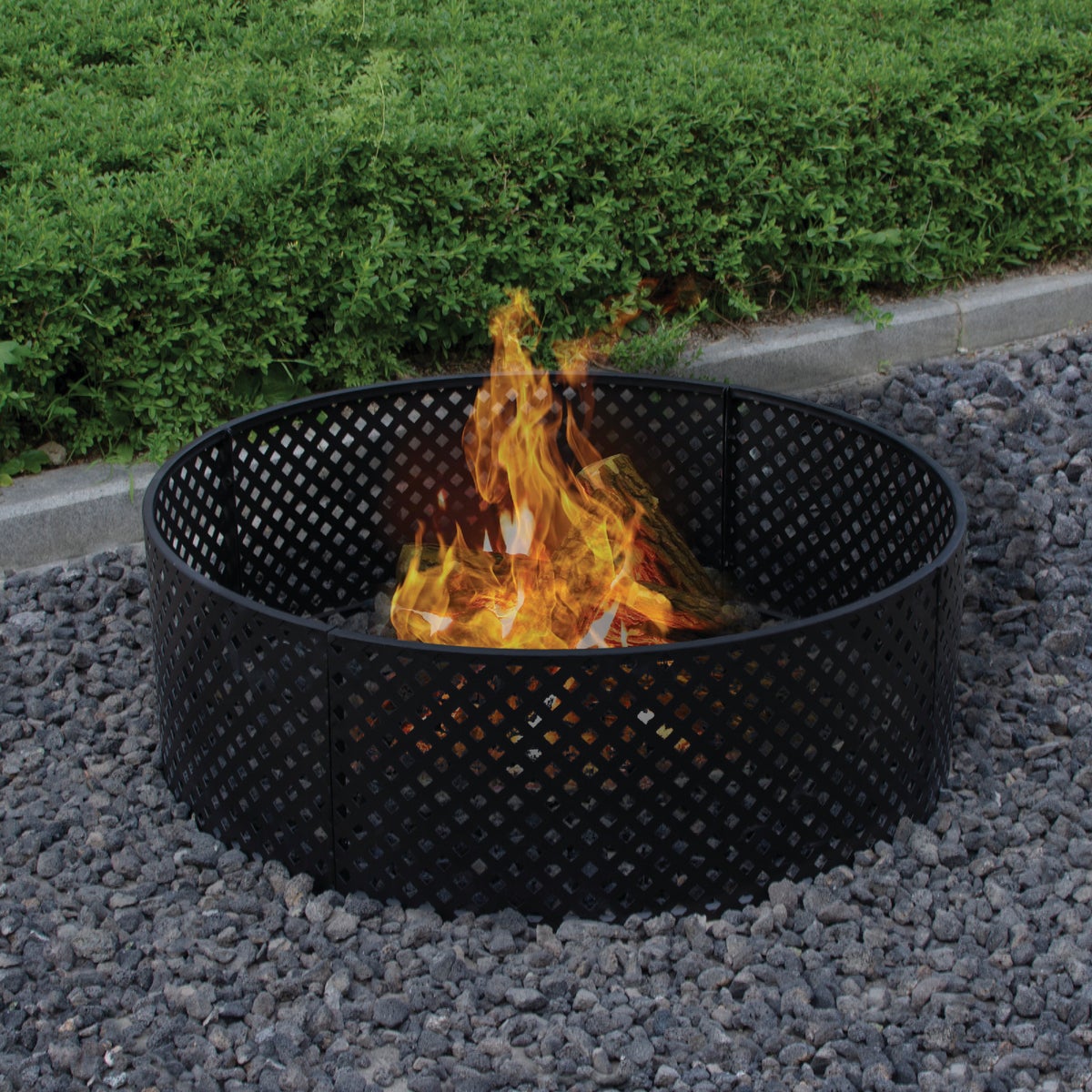 Bond 36 In. Powder Coated Steel Lattice Style Fire Ring