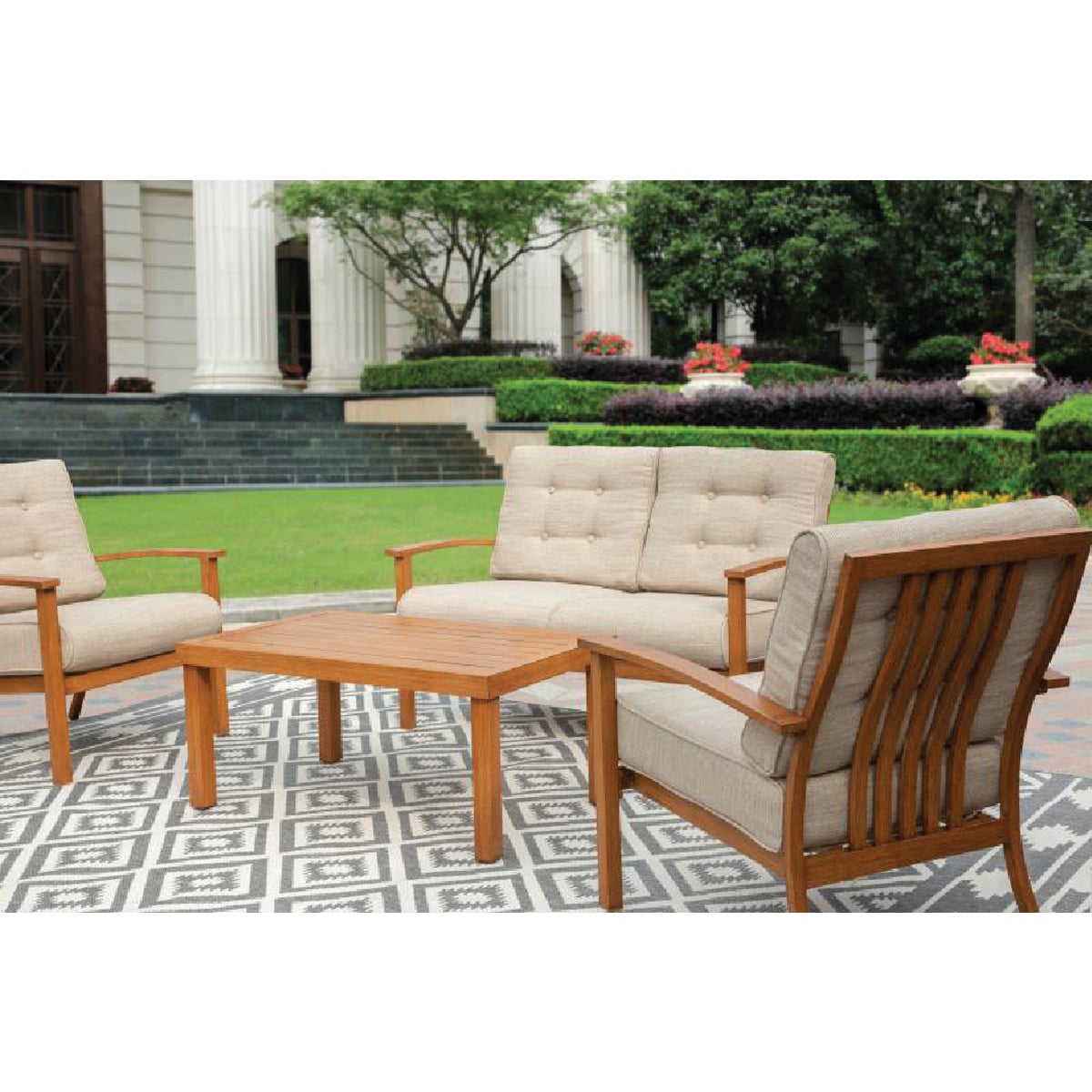 Leisure Classics Beaufort 4-Piece Chat Set