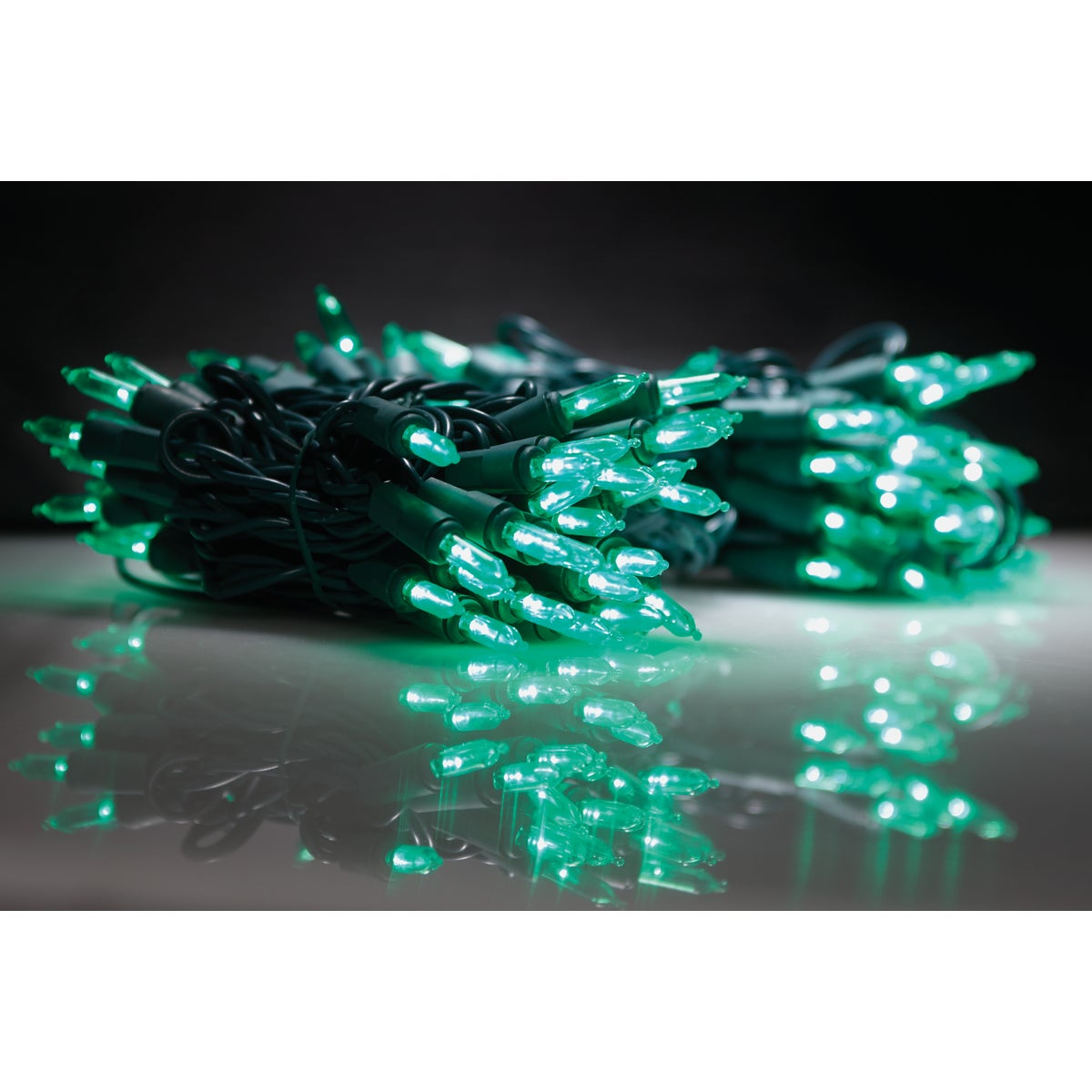 J Hofert Green 100-Bulb Italian Style LED Light Set