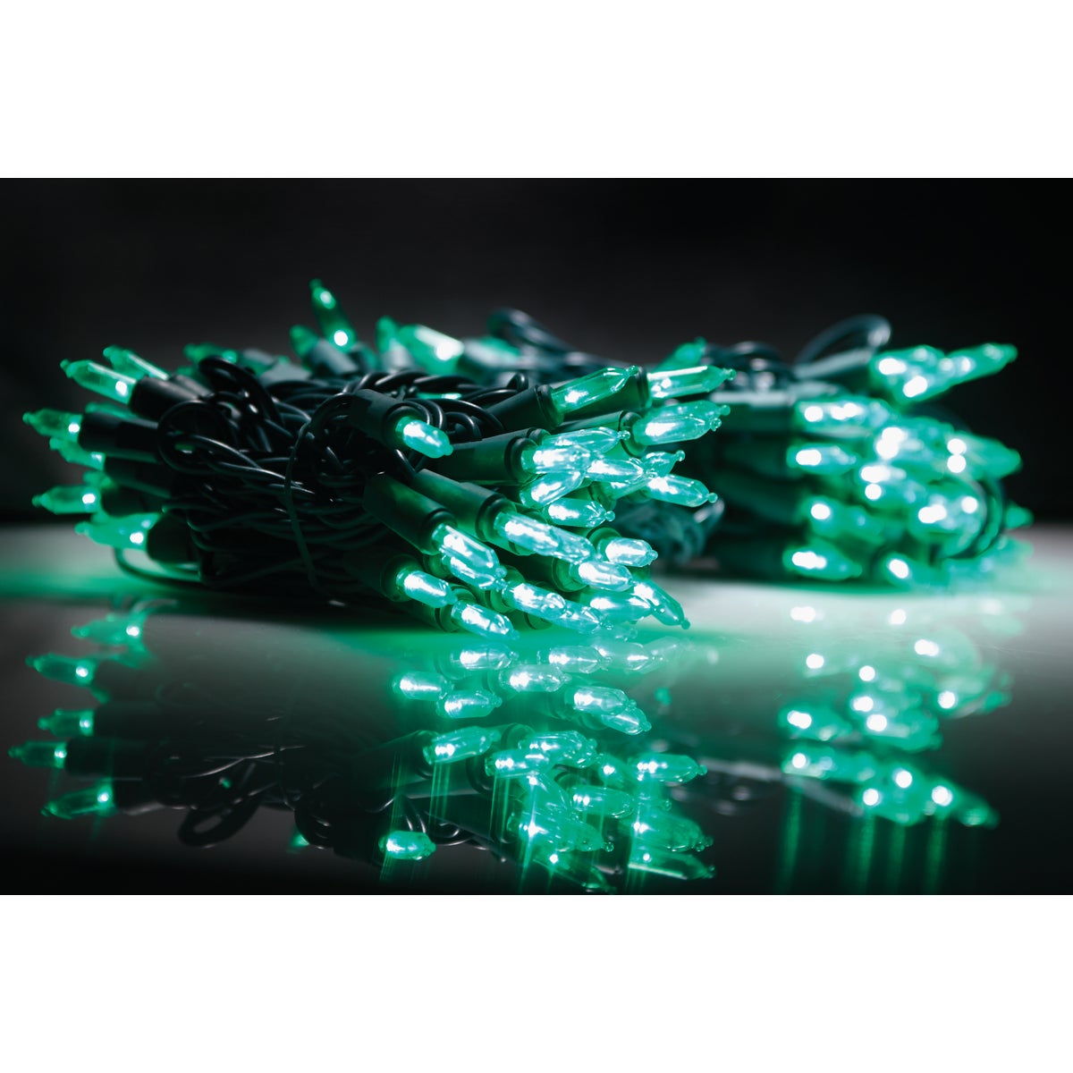 J Hofert Green 100-Bulb Italian Style LED Light Set